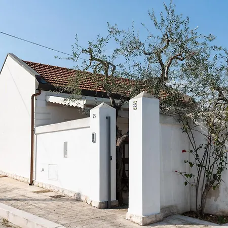 Holiday home Casa Ulivi Al Mare By Wonderful Italy *